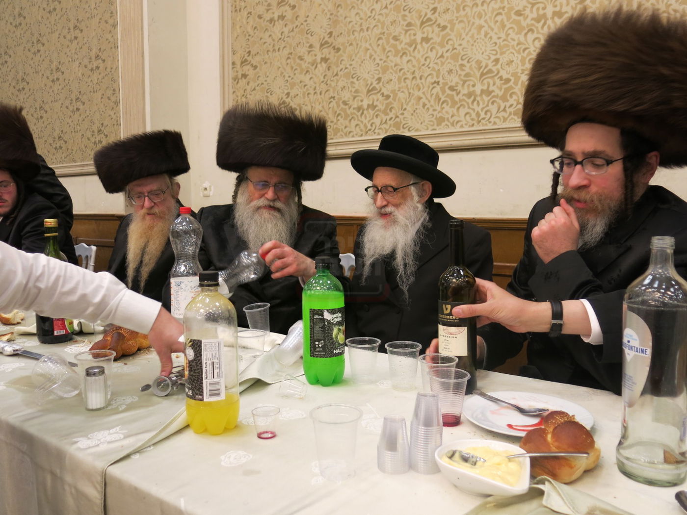 שמחת נישואי נכדת הגה"צ גאב"ד אנטווערפן