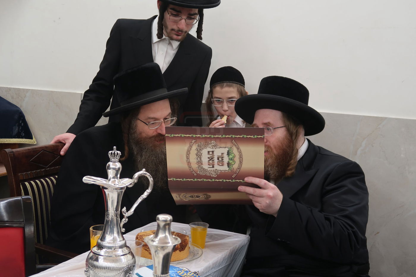 שמחת בית קאפיטשניץ - גאב"ד פרדס כץ 