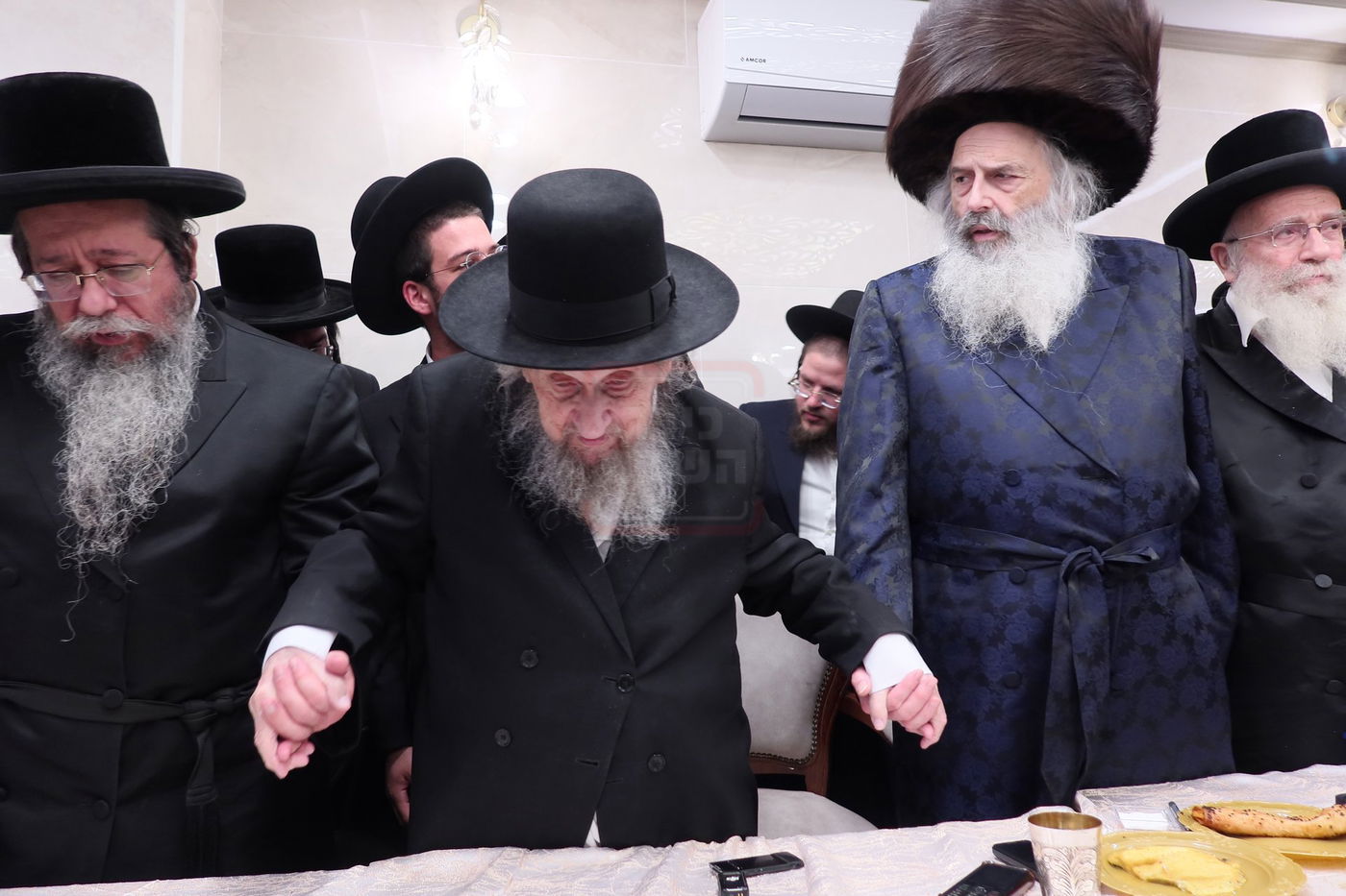 שמחת שבע הברכות לנכד הדיין הגאון חיים יוסף דוד וייס