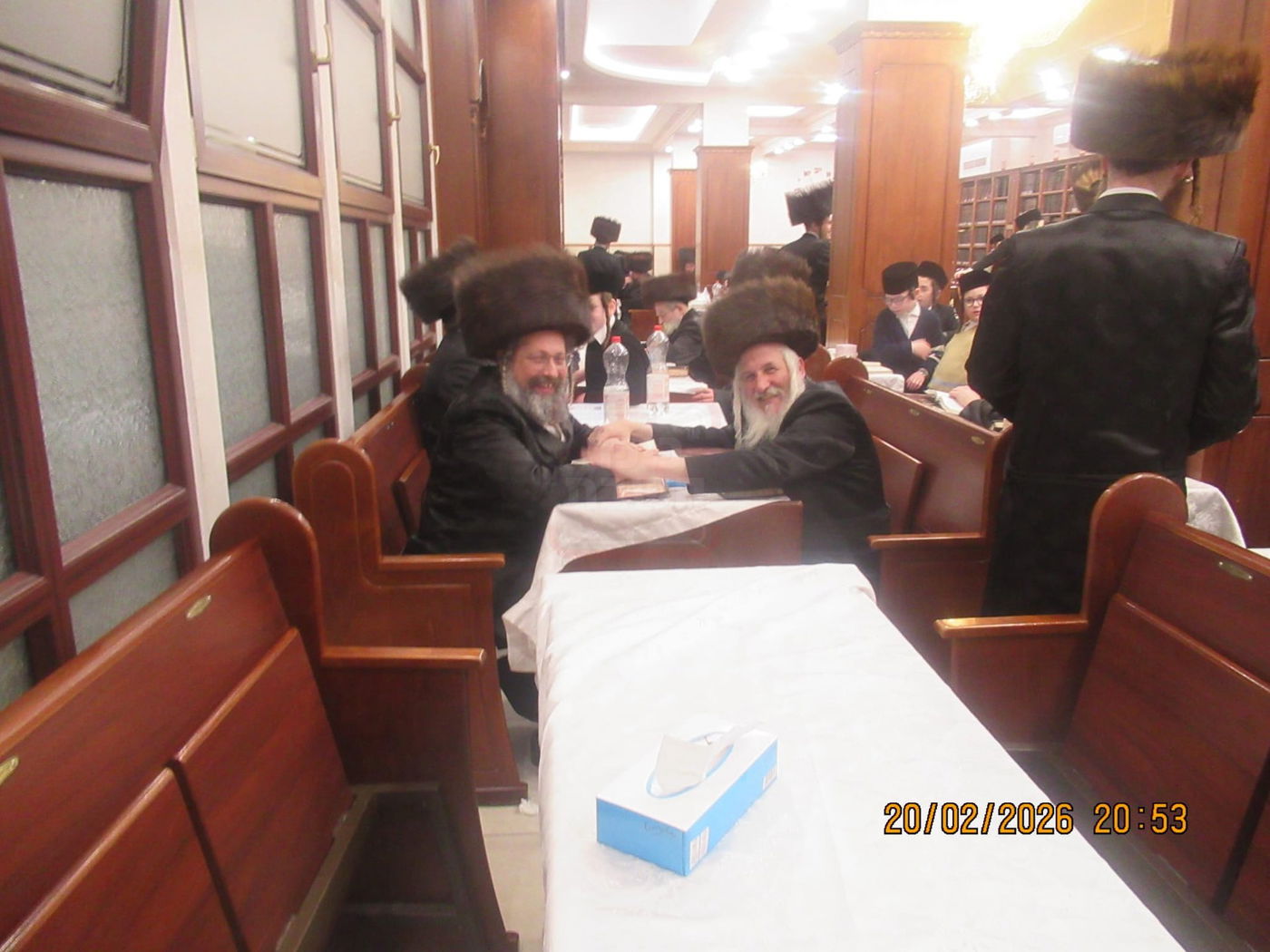 הזמר שהתחדש במרצדס יוקרתית | 'זופניק בכיכר' עם כל התמונות, הנייעס והחשיפות של השבוע