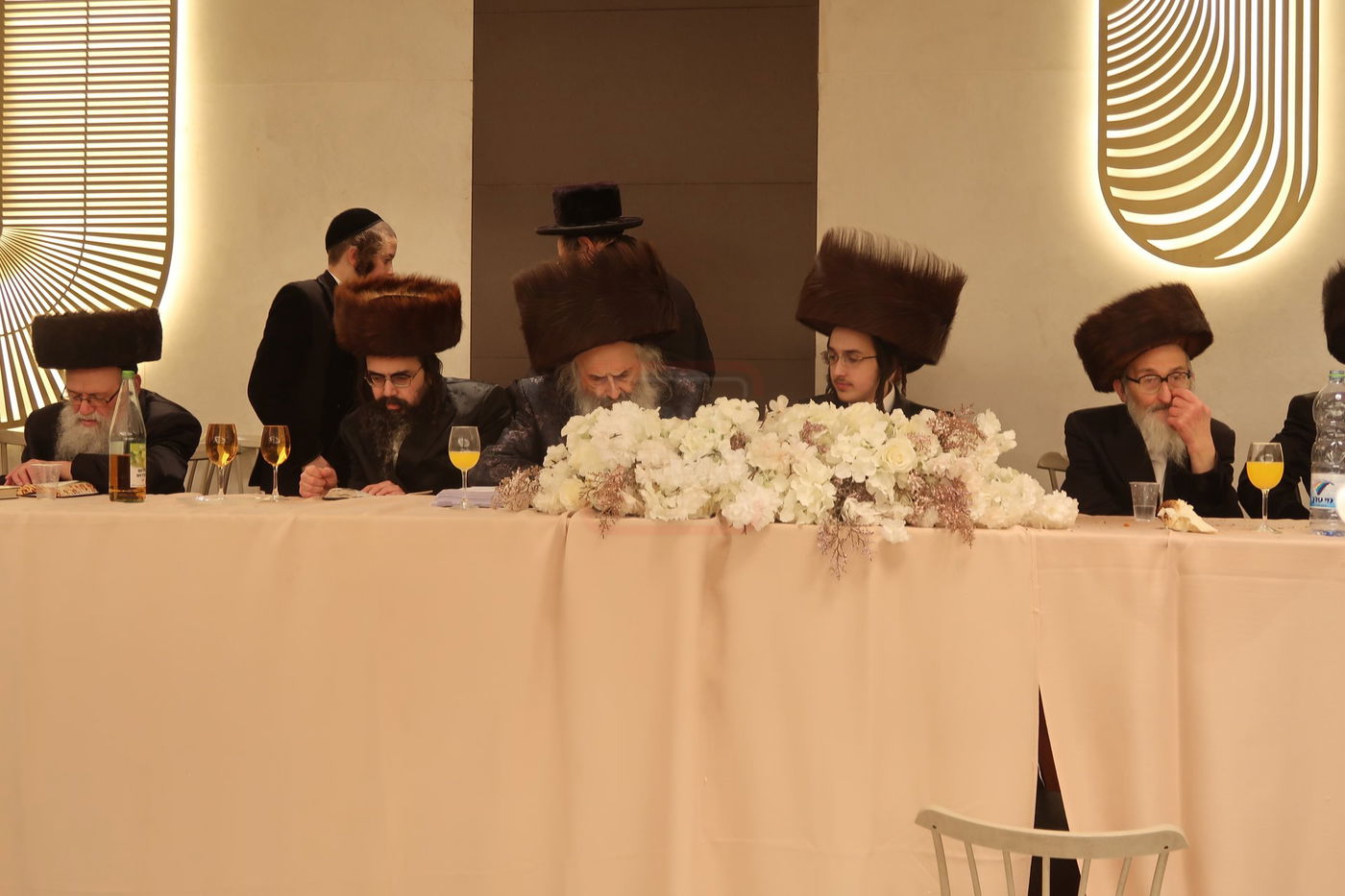 שמחת נישואי נכד הדיין הגאון רבי חיים יוסף דוד וייס