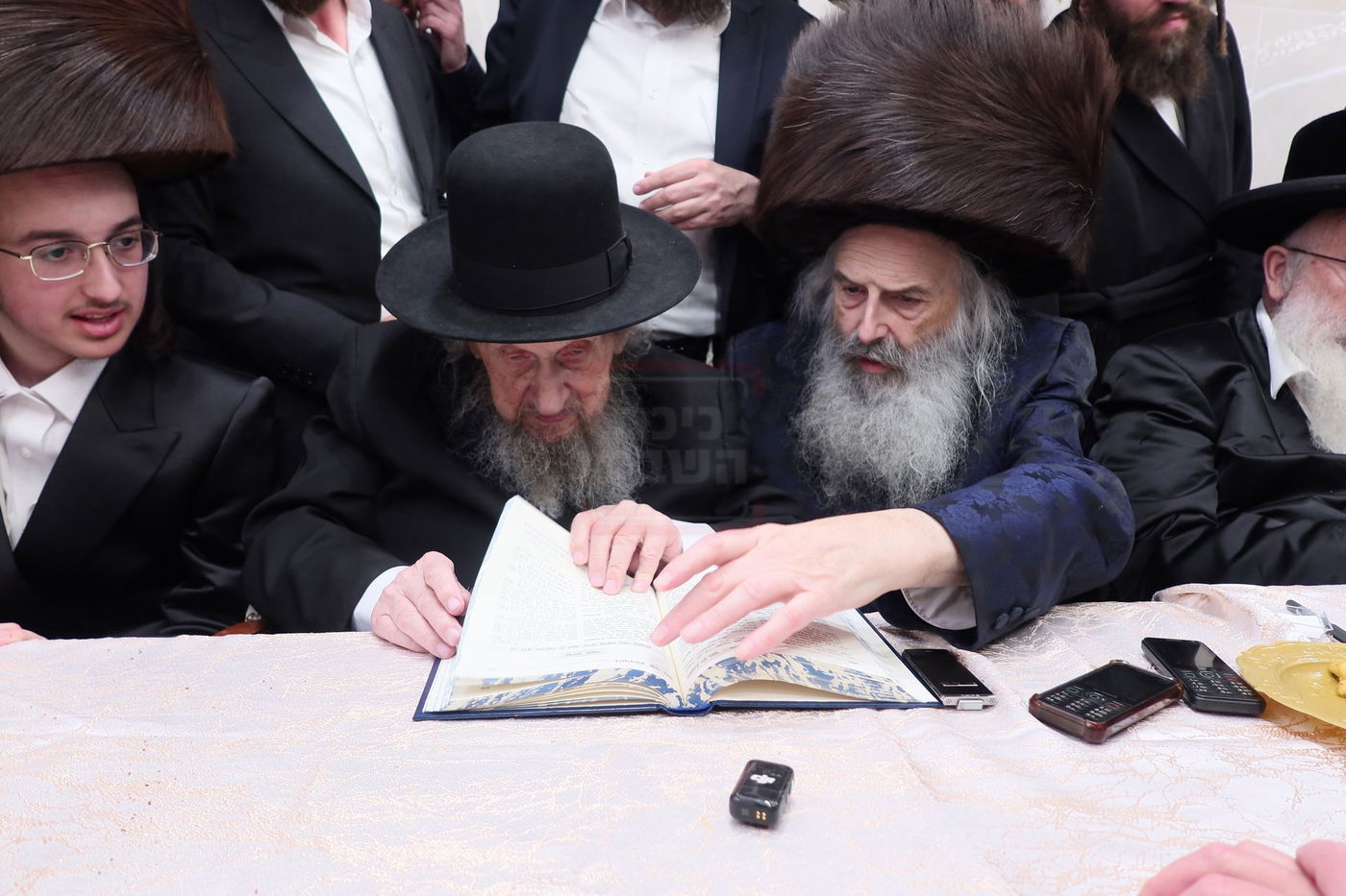 שמחת שבע הברכות לנכד הדיין הגאון חיים יוסף דוד וייס