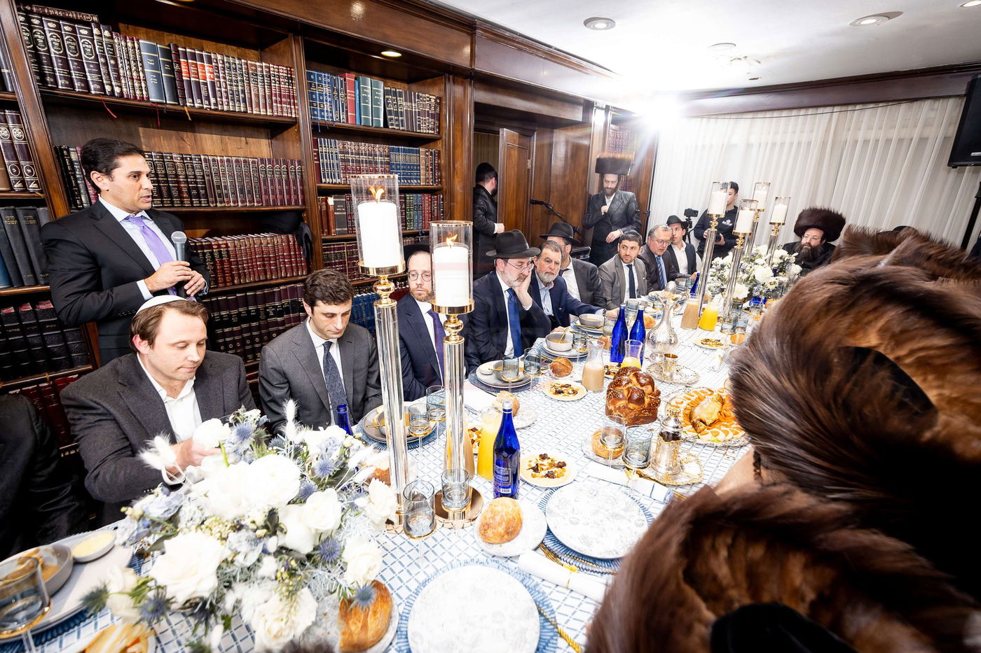 שמחת השבע ברכות בביתו של האדמו''ר ממונקאטש 