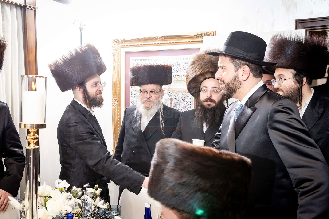 שמחת השבע ברכות בביתו של האדמו''ר ממונקאטש 