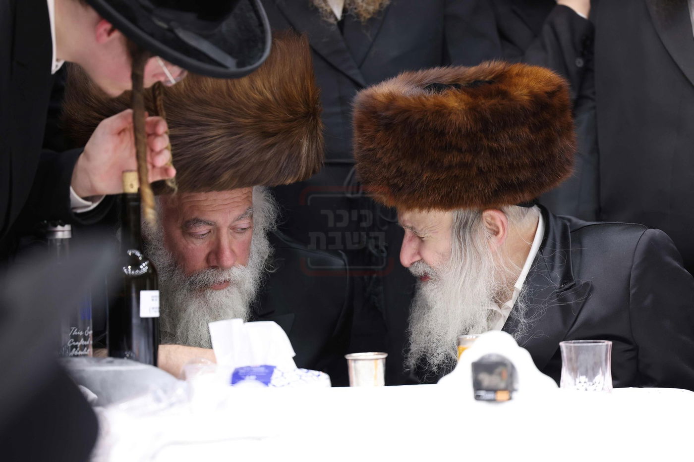 שמחת הברית בחצרות אמשינוב - קרעטשניף