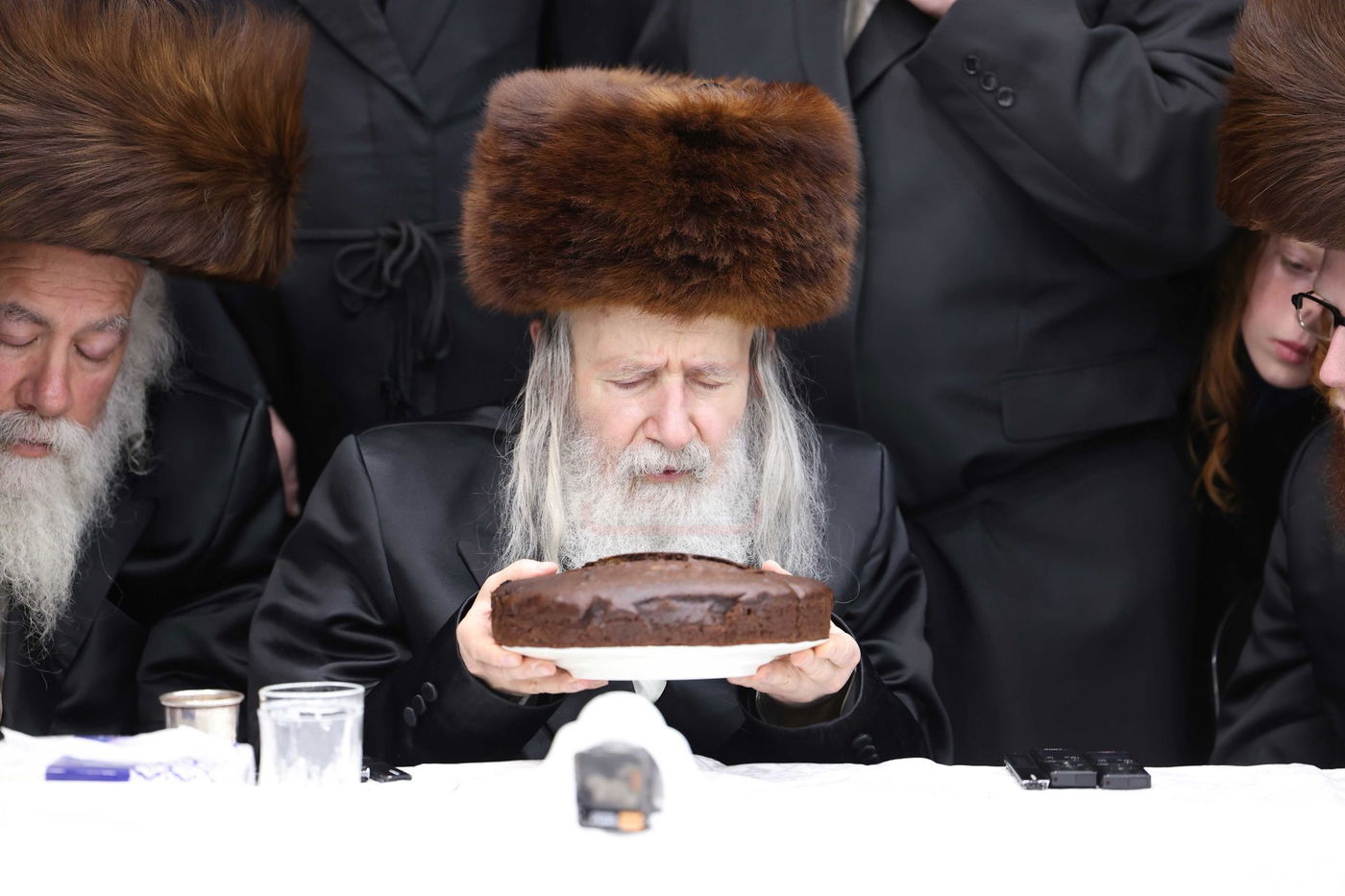 שמחת הברית בחצרות אמשינוב - קרעטשניף