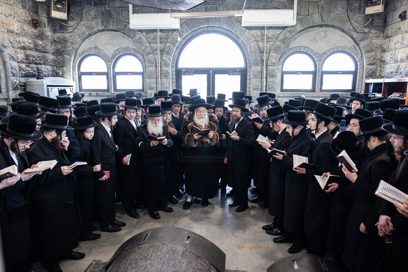 הילולא קדישא בבאבוב