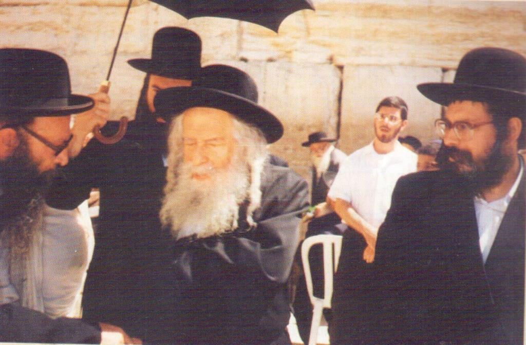 מראות חייו של ה'פני מנחם' מגור זי"ע 