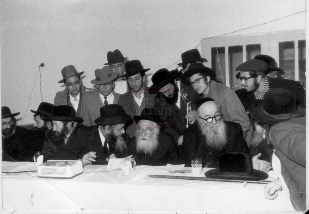 מראות חייו של ה'פני מנחם' מגור זי"ע 