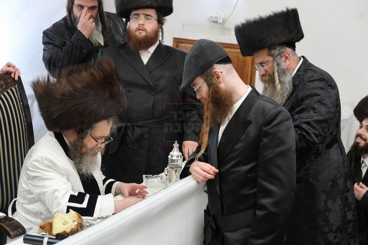 פורים בחצה"ק קרעטשניף סיגעט