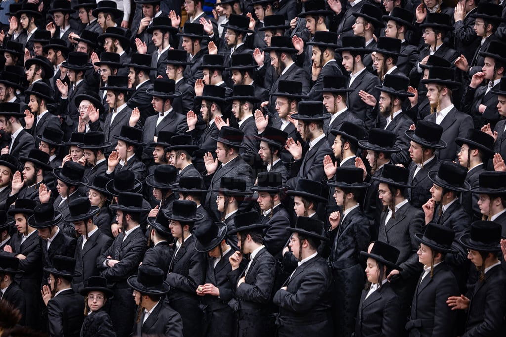 פורים בחצה"ק צאנז קלויזנבורג