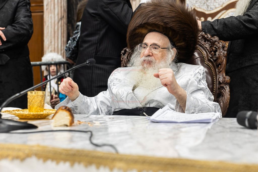 פורים בחצה"ק צאנז קלויזנבורג