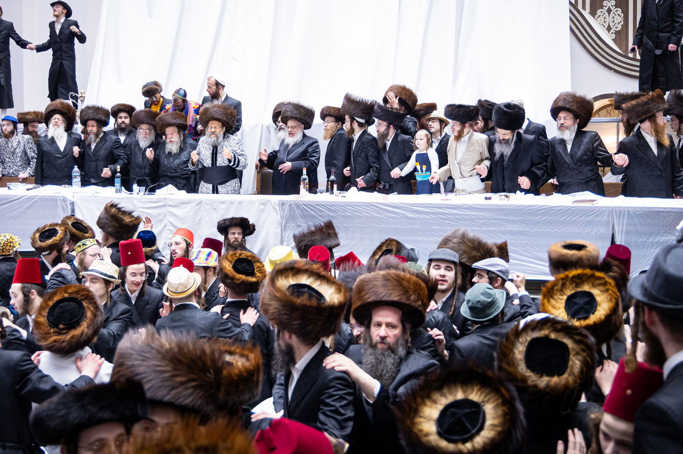 פורים בחצה"ק באבוב 45