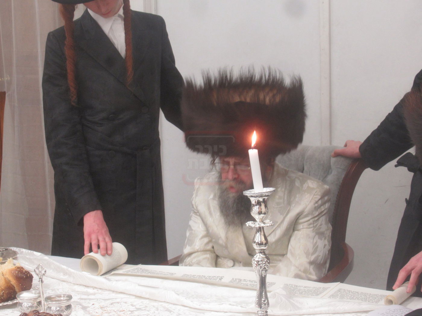 פורים בחצה"ק קרעטשניף סיגעט ווילאמסבורג