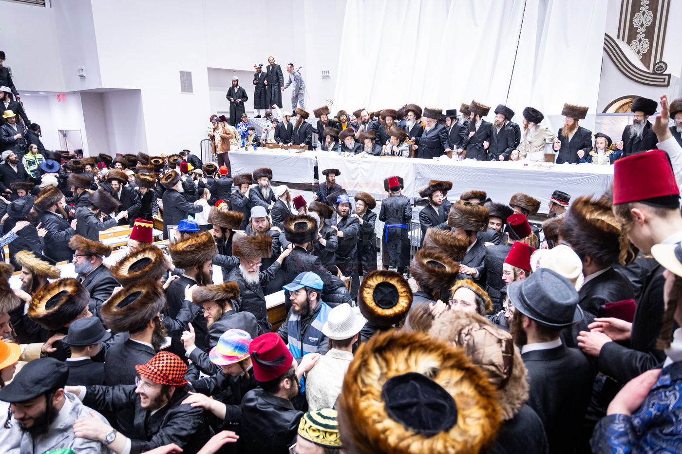 פורים בחצה"ק באבוב 45