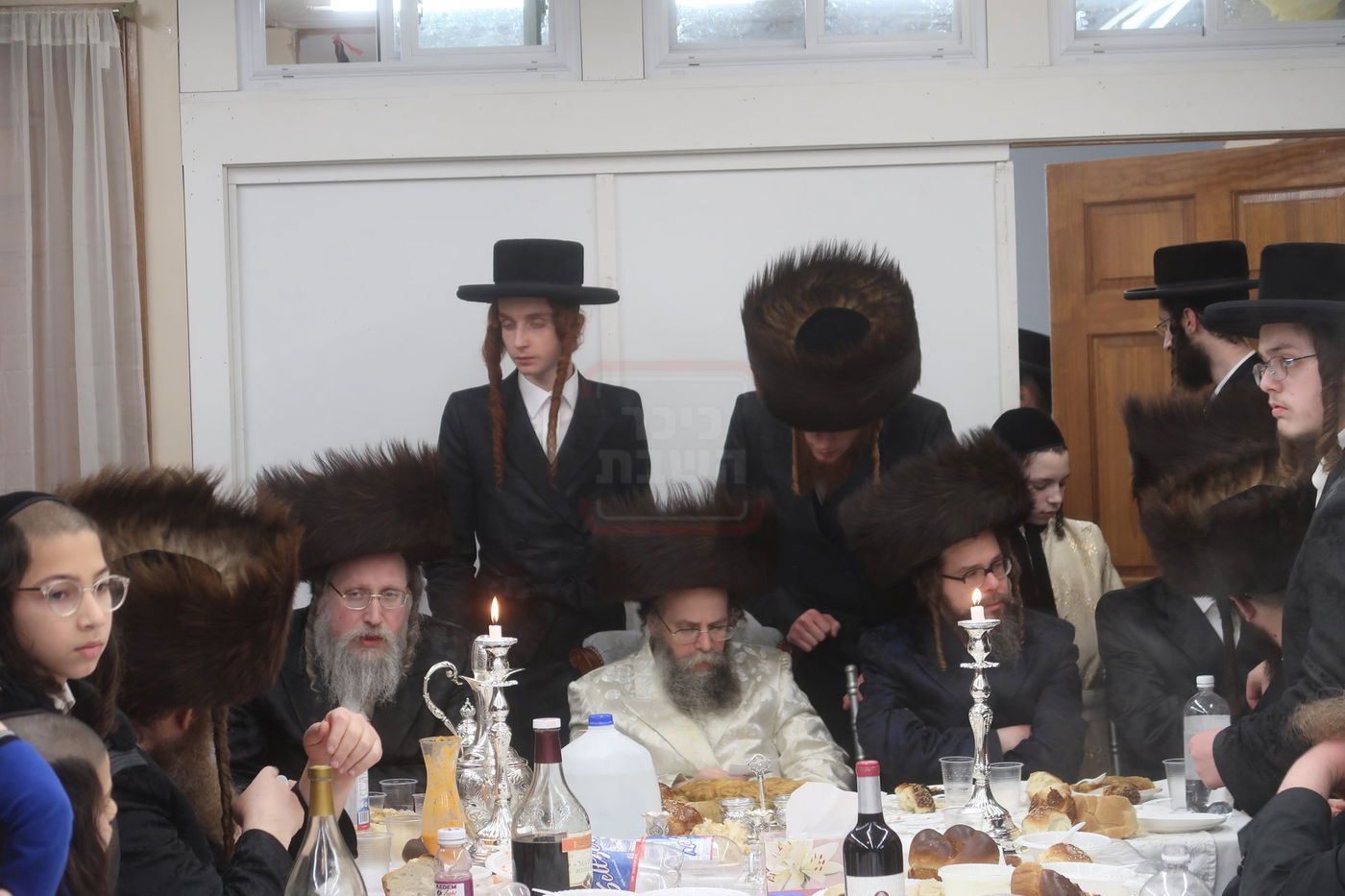 פורים בחצה"ק קרעטשניף סיגעט ווילאמסבורג