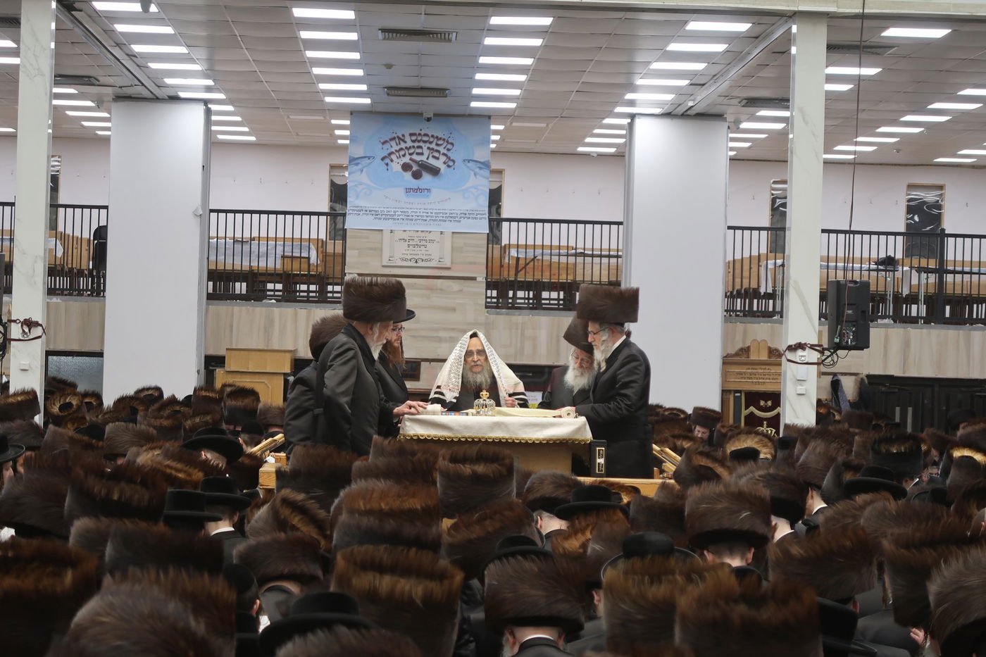 פורים בחצה"ק סאטמר