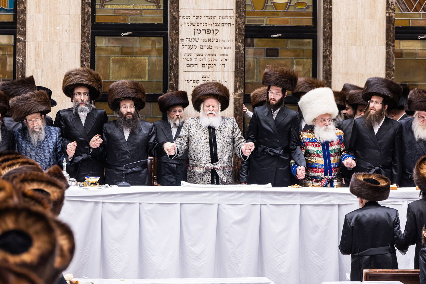 פורים בחצה"ק באבוב