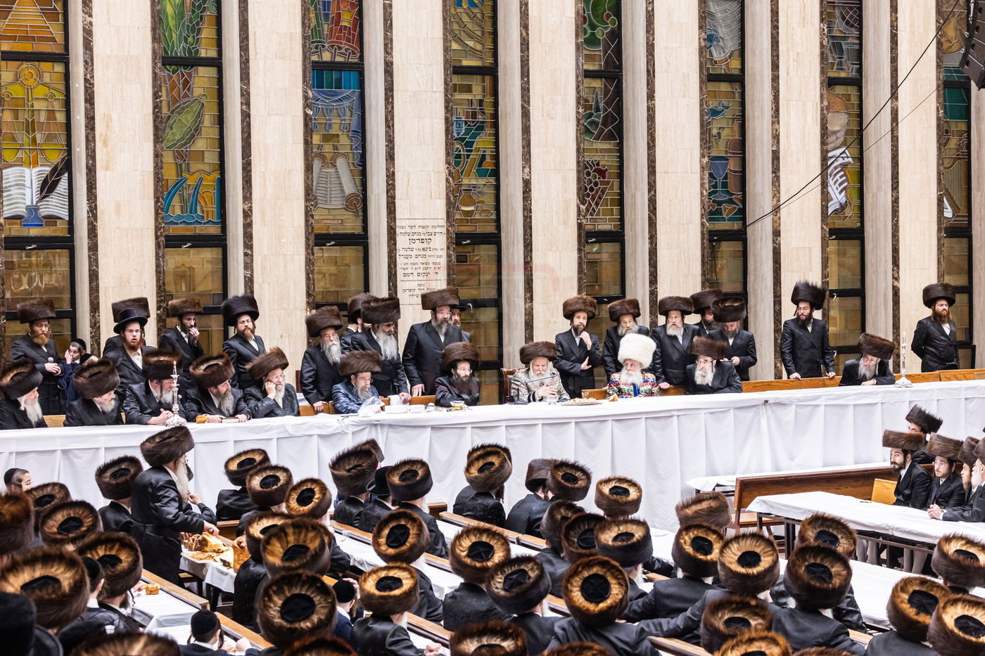 פורים בחצה"ק באבוב