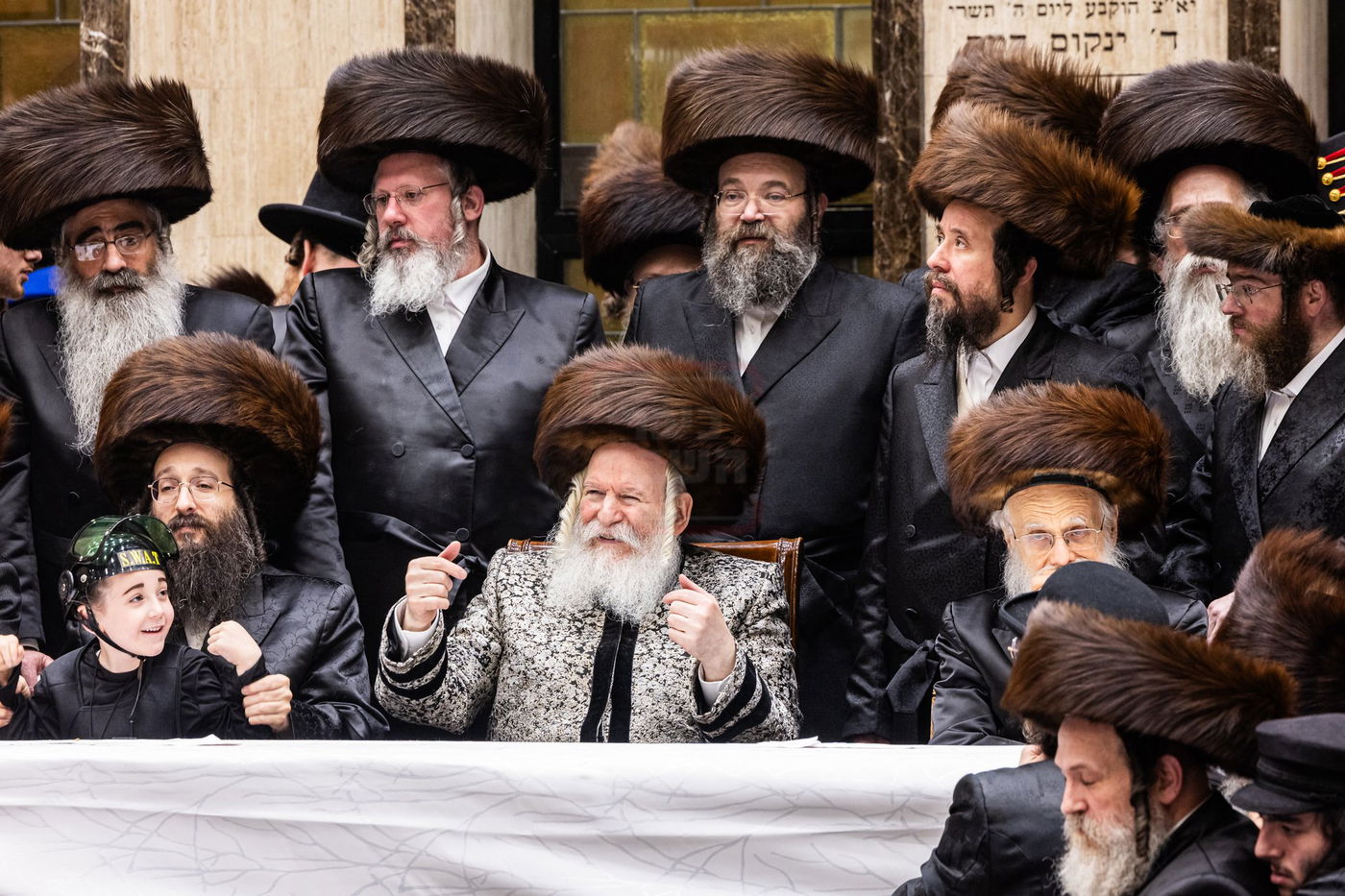 פורים בחצה"ק באבוב