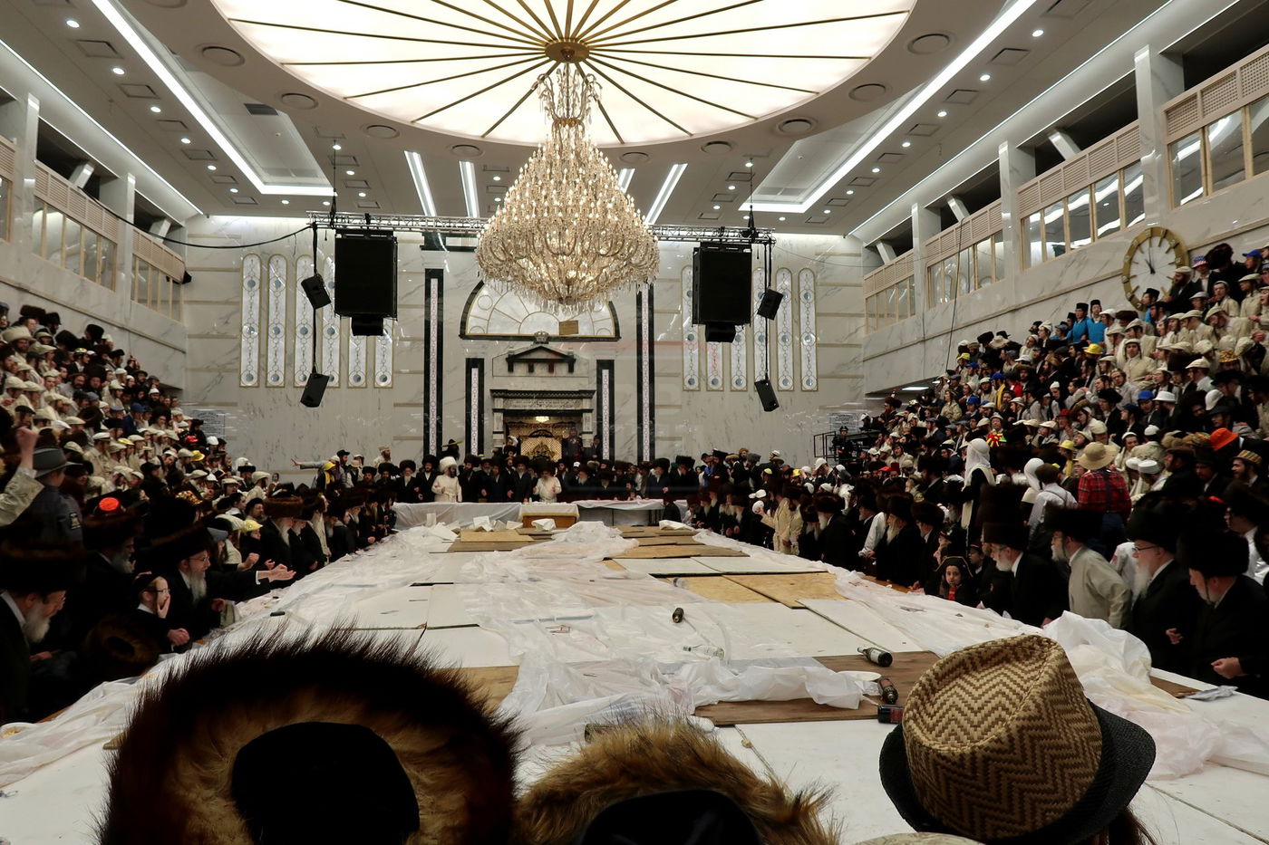 פורים בחצה"ק סאטמר