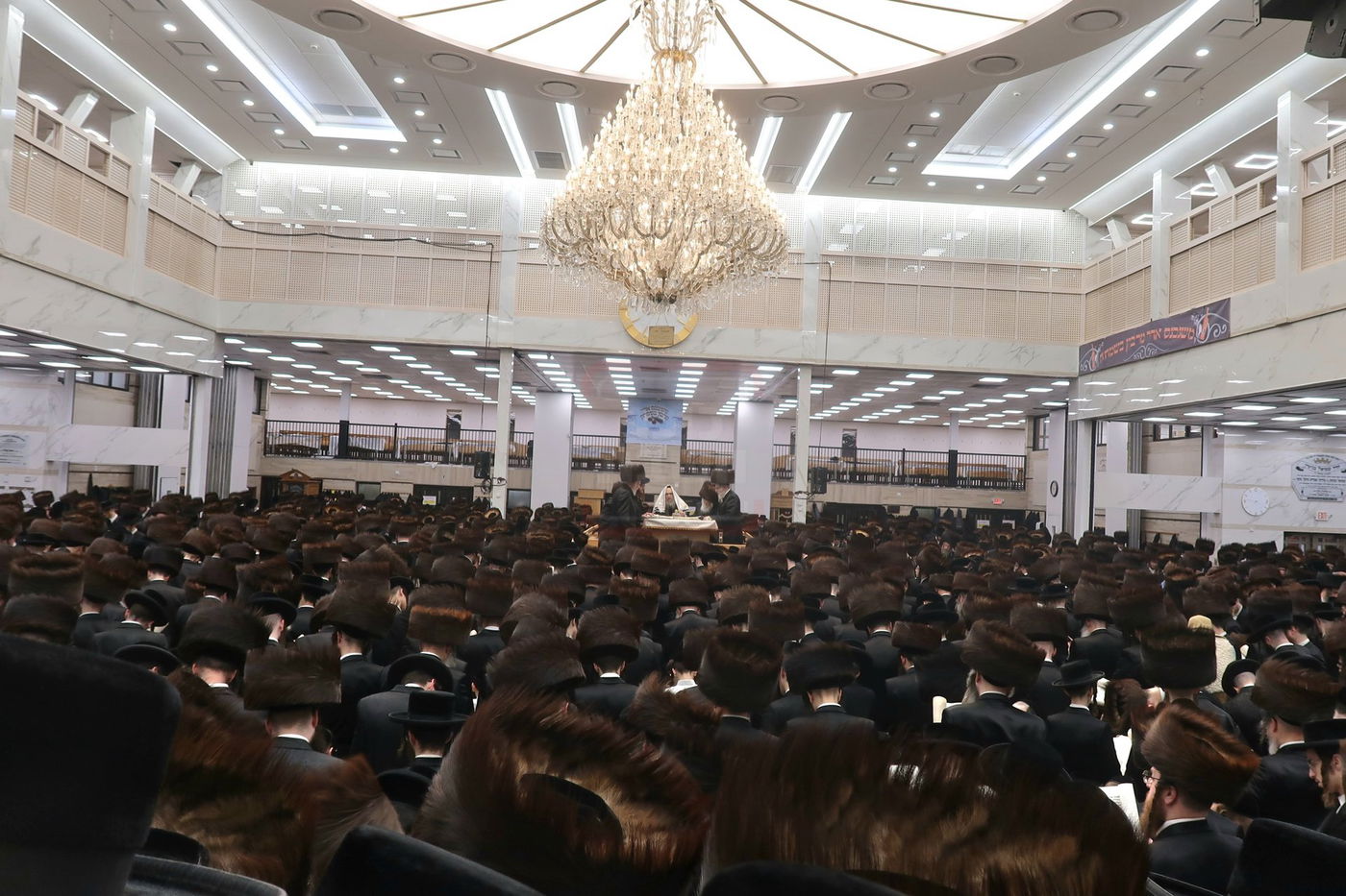 פורים בחצה"ק סאטמר