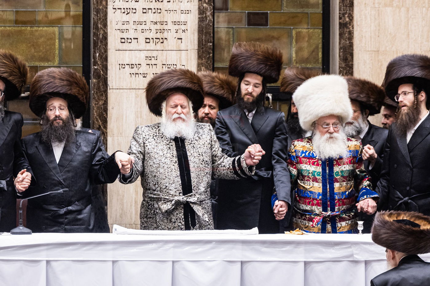 פורים בחצה"ק באבוב