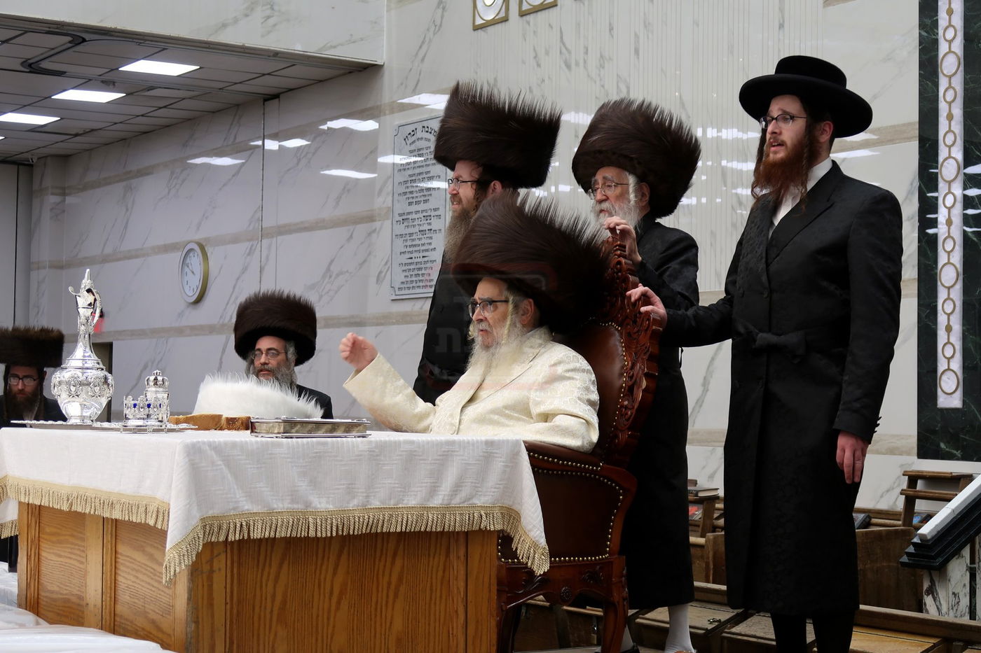 פורים בחצה"ק סאטמר