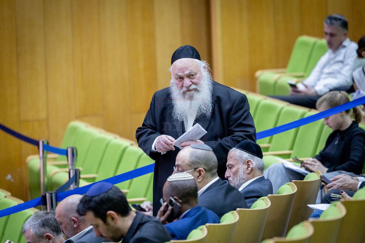 קרב הגבירים בנופש | 'זופניק בכיכר' עם כל התמונות, הנייעס והחשיפות של השבוע