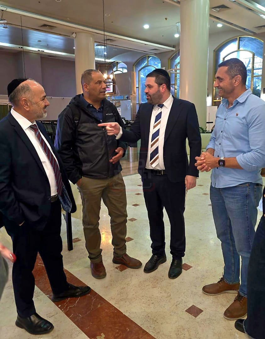 קרב הגבירים בנופש | 'זופניק בכיכר' עם כל התמונות, הנייעס והחשיפות של השבוע