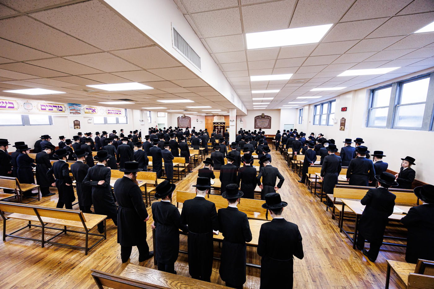 האדמו"ר מבאבוב בישיבת 'כרם שלמה'