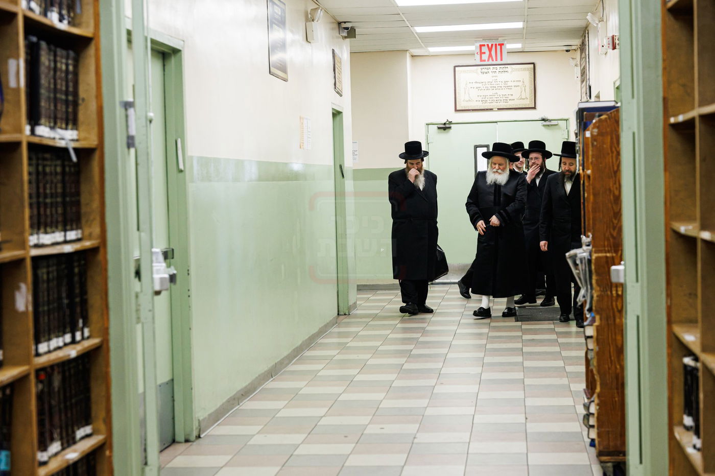 האדמו"ר מבאבוב בישיבת 'כרם שלמה'