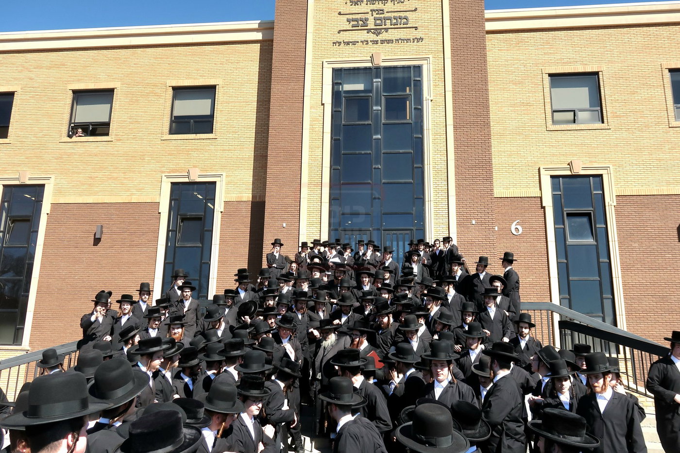 האדמו"ר מסאטמר בשיעור הכנה לדרשת שבת הגדול