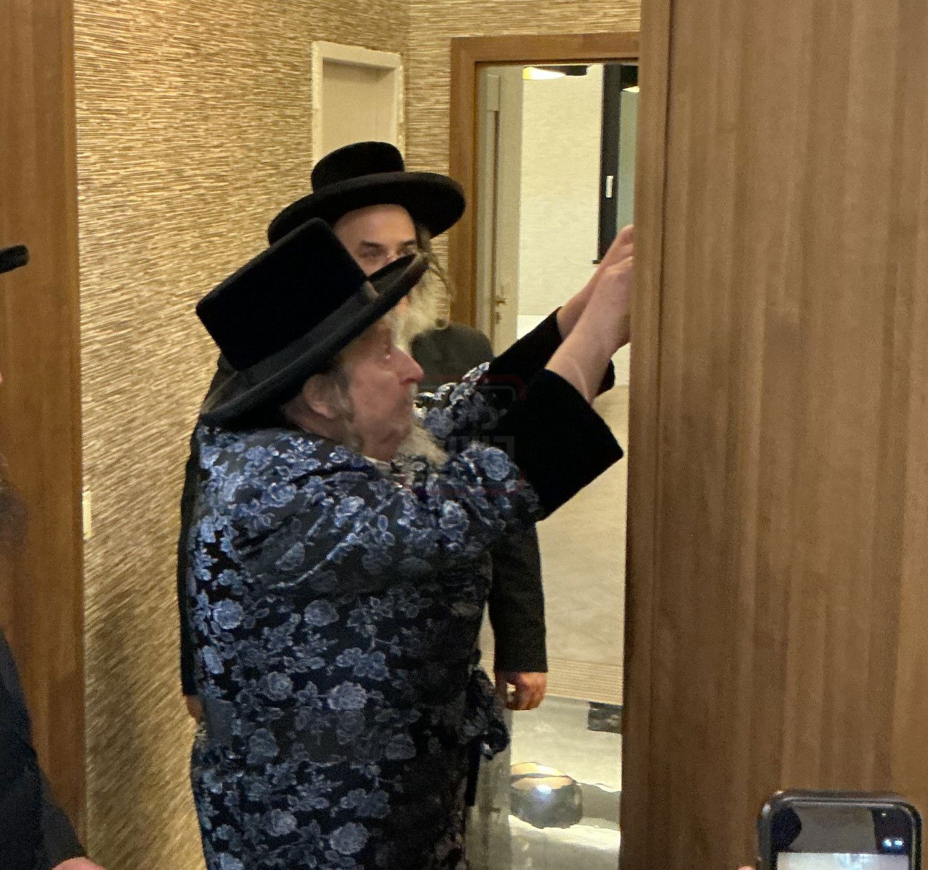 האדמו"ר מסקאליע במסע הקודש לפולין