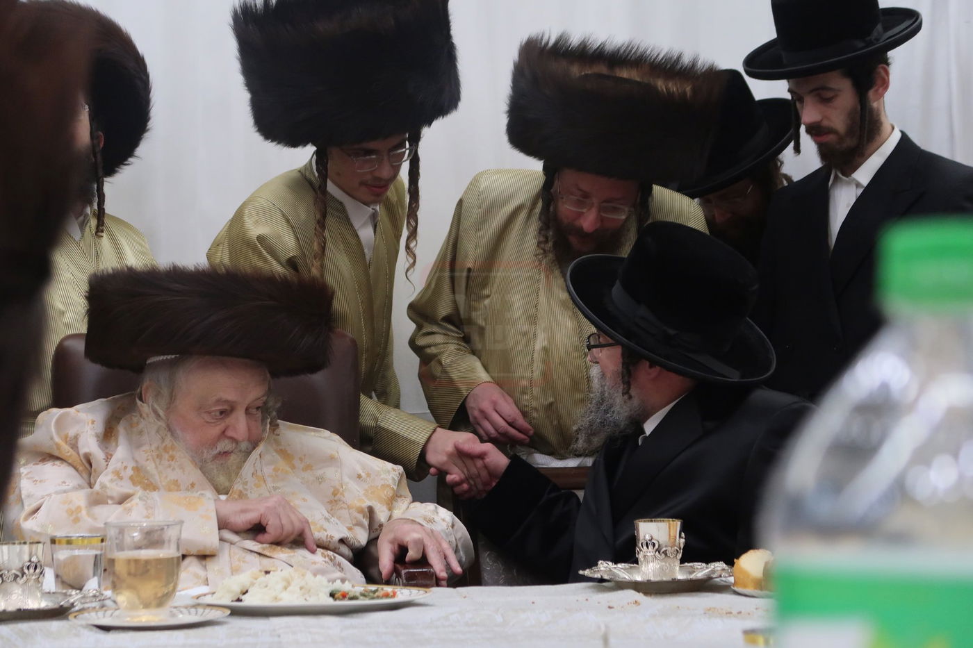 האדמו"ר מסקולען י-ם בשמחת בית תולדות אברהם יצחק