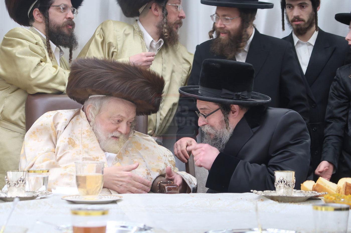 האדמו"ר מסקולען י-ם בשמחת בית תולדות אברהם יצחק