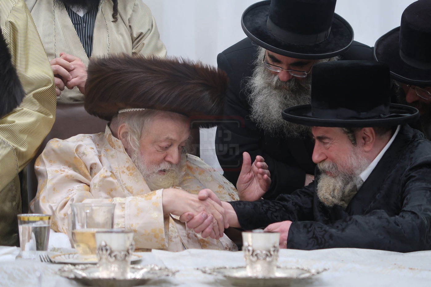 האדמו"ר מרחמסטריווקא בשמחת בית תולדות אברהם יצחק