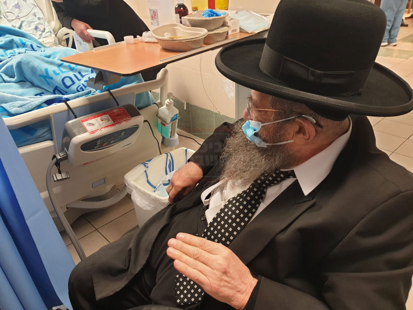 המסך שהביך את האדמו"ר | 'זופניק בכיכר' עם כל התמונות, הנייעס והחשיפות של השבוע