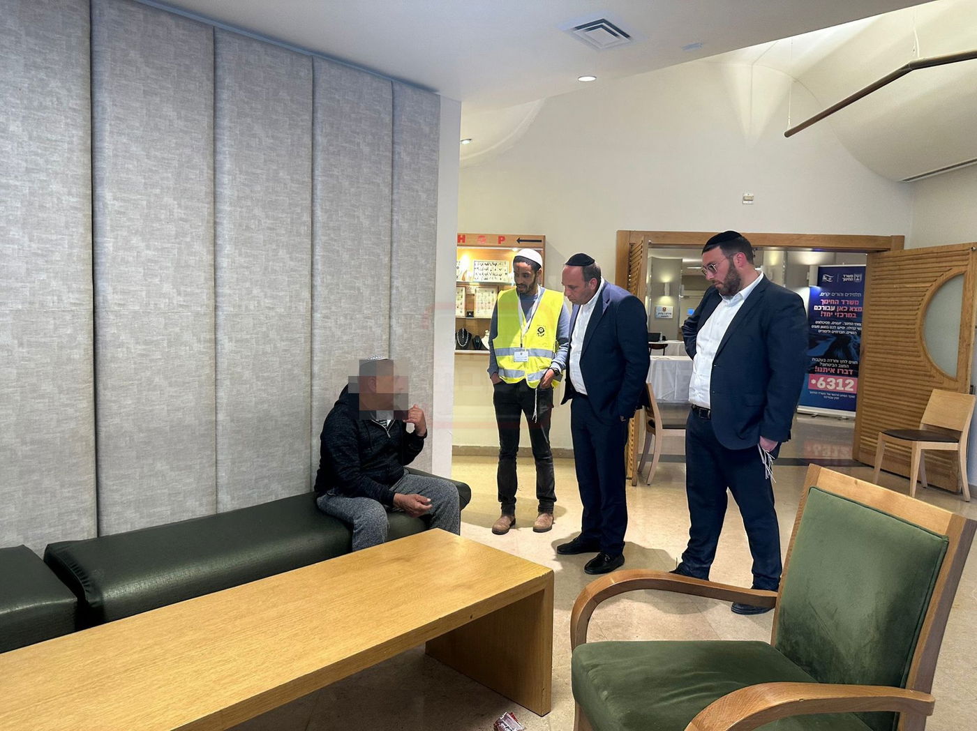 המסך שהביך את האדמו"ר | 'זופניק בכיכר' עם כל התמונות, הנייעס והחשיפות של השבוע