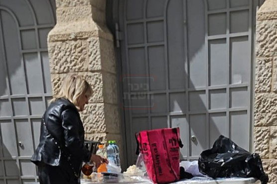 המסך שהביך את האדמו"ר | 'זופניק בכיכר' עם כל התמונות, הנייעס והחשיפות של השבוע