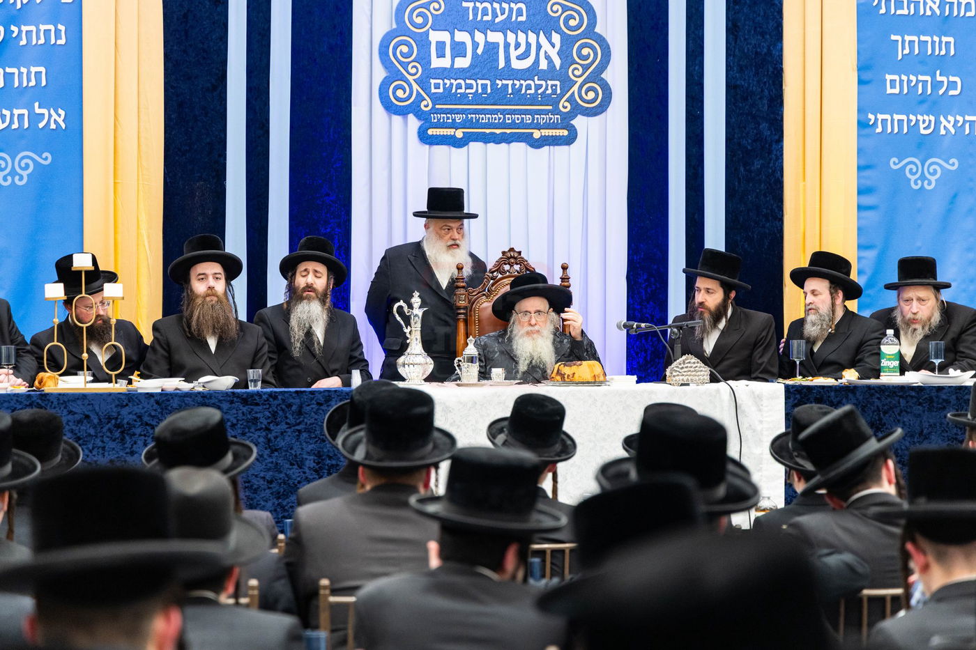 מעמד כבוד התורה בצאנז קלויזנבורג