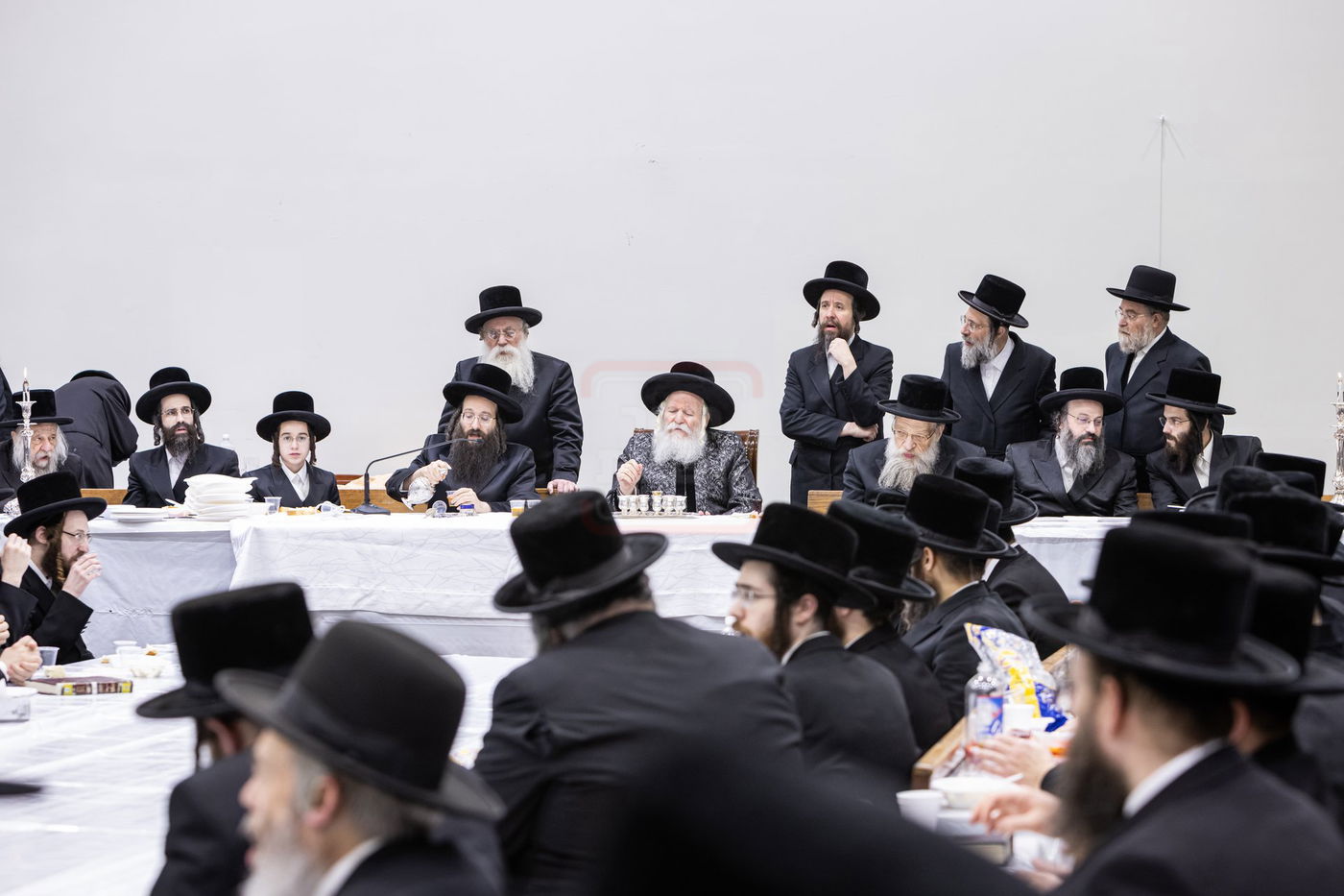 בר מצווה לנכד האדמו"ר מבאבוב