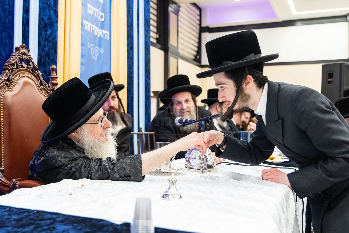 מעמד כבוד התורה בצאנז קלויזנבורג