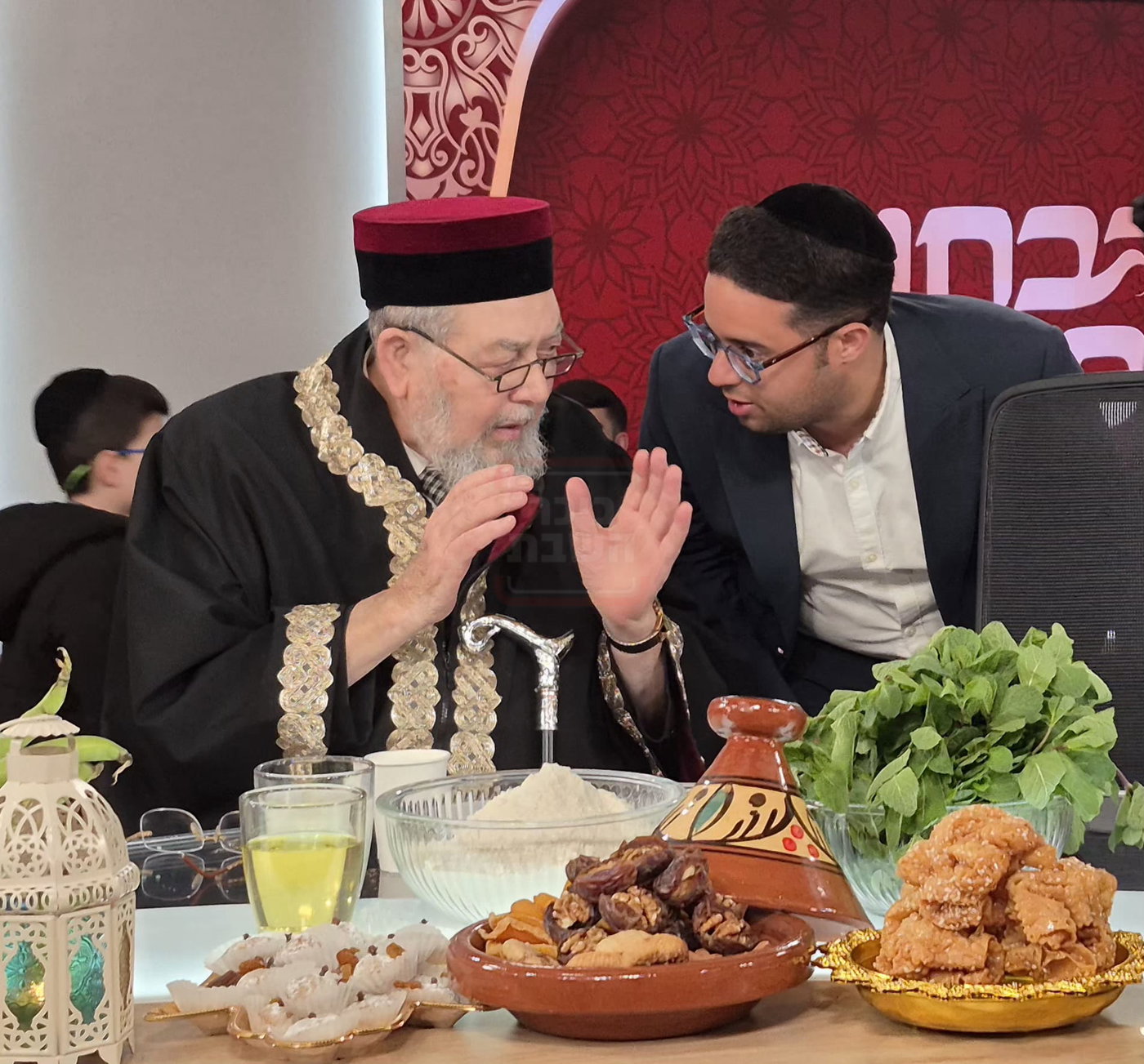 סערת הענק בעולם החזנות | 'זופניק בכיכר' עם כל התמונות, הנייעס והחשיפות של השבוע