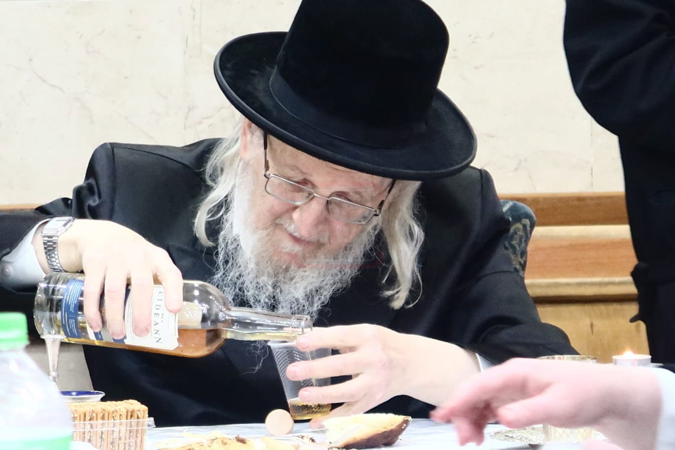 הילולא קדישא באוז'רוב