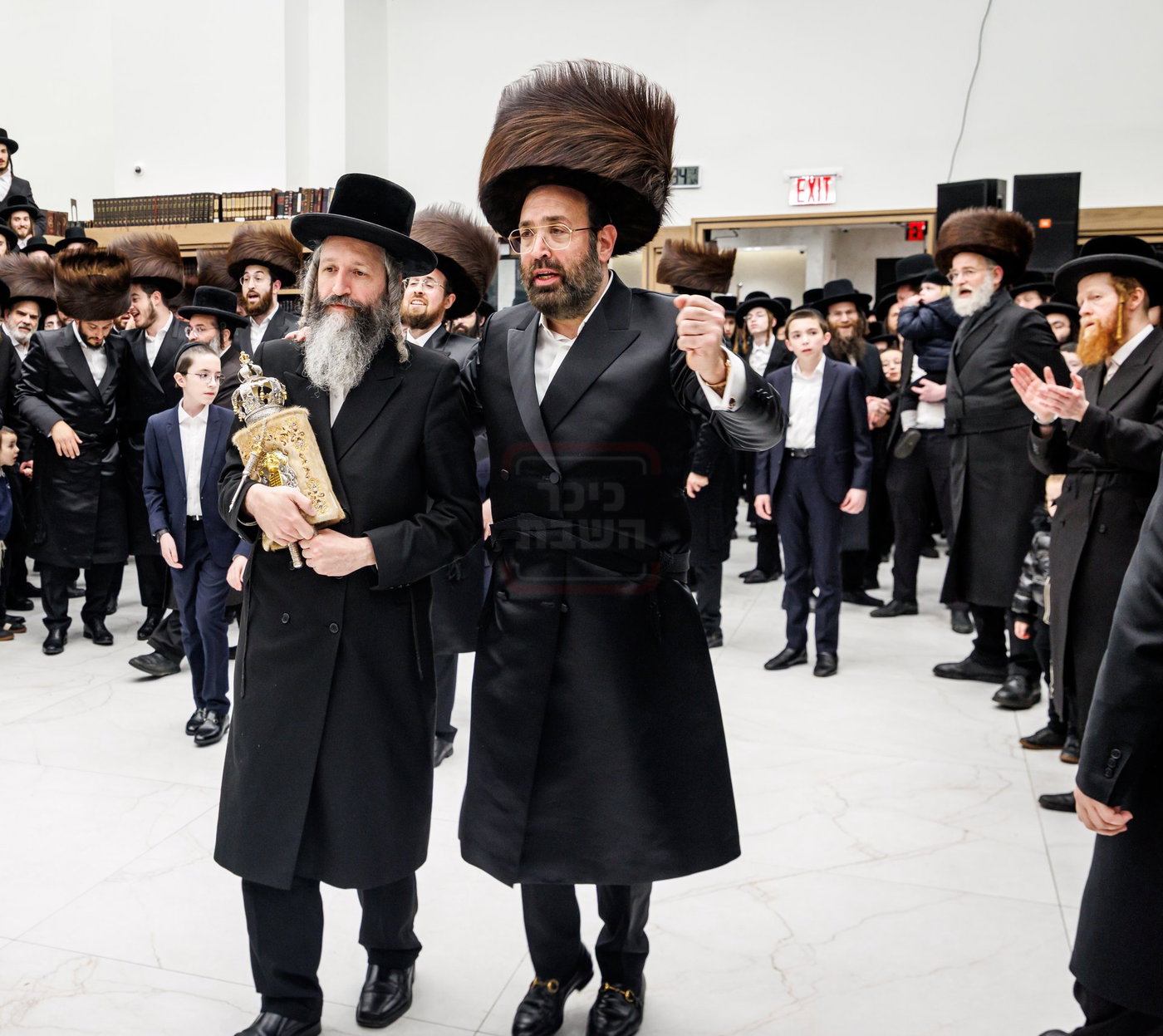 הכנסת ספר תורה בצאנז קלויזנבורג