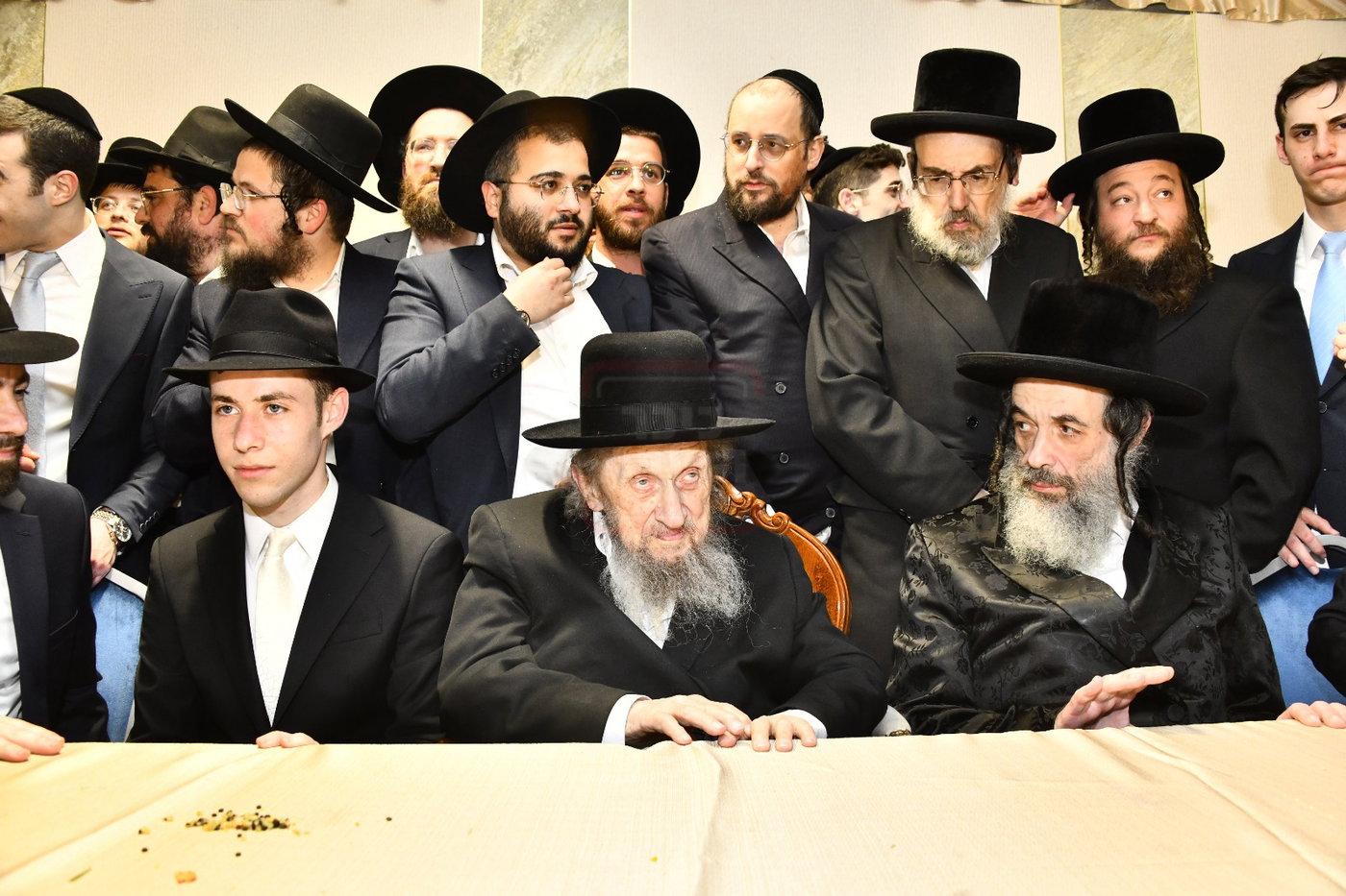 סערת הענק בעולם החזנות | 'זופניק בכיכר' עם כל התמונות, הנייעס והחשיפות של השבוע