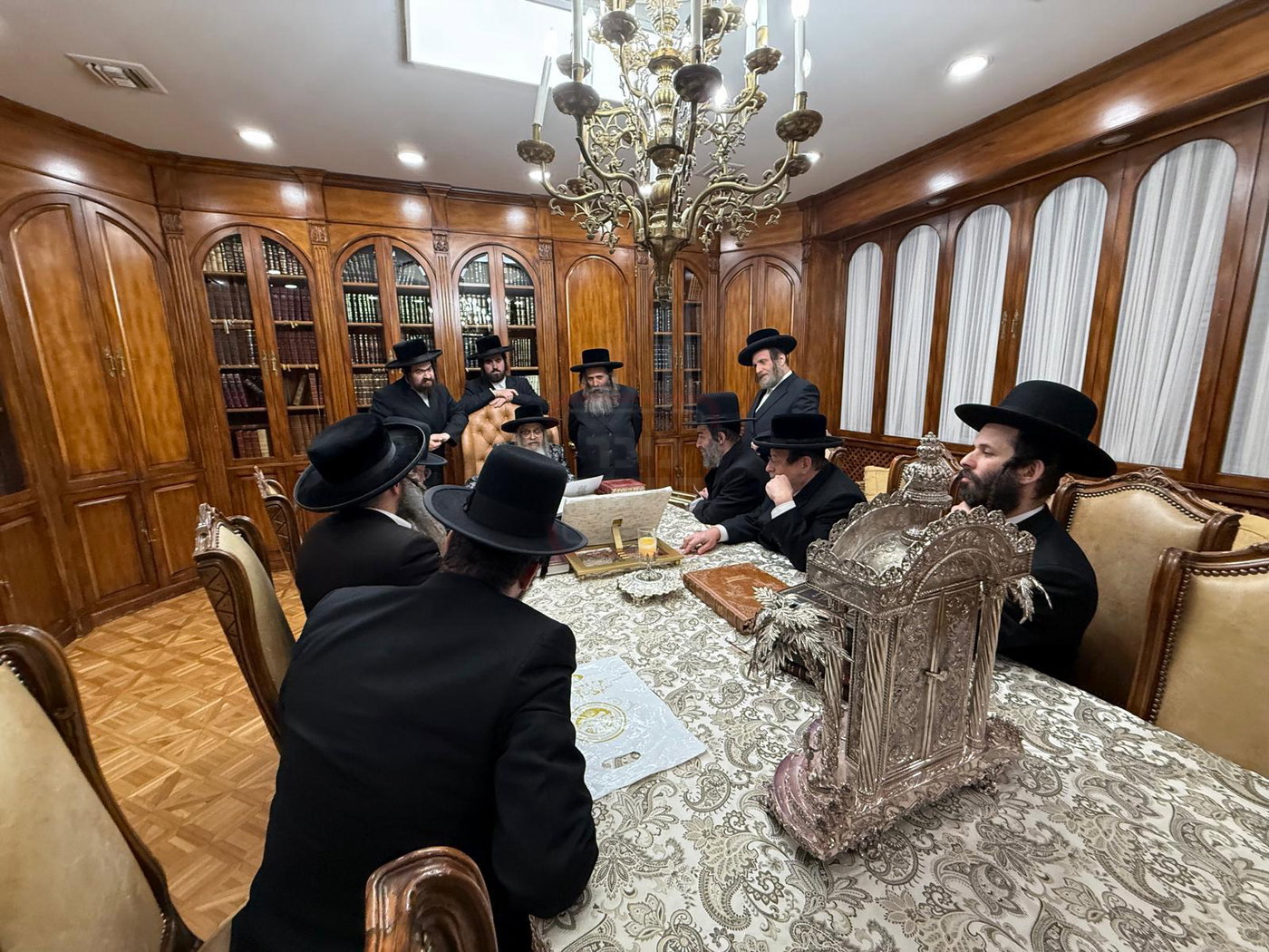 המעמד במעונו של האדמו"ר מסאטמר