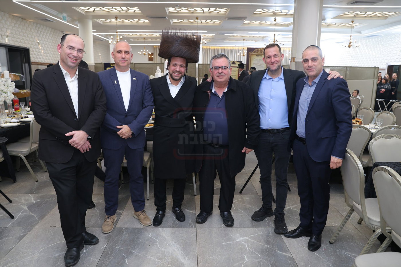 יוסי רוזנבוים עם בכירי הממשל