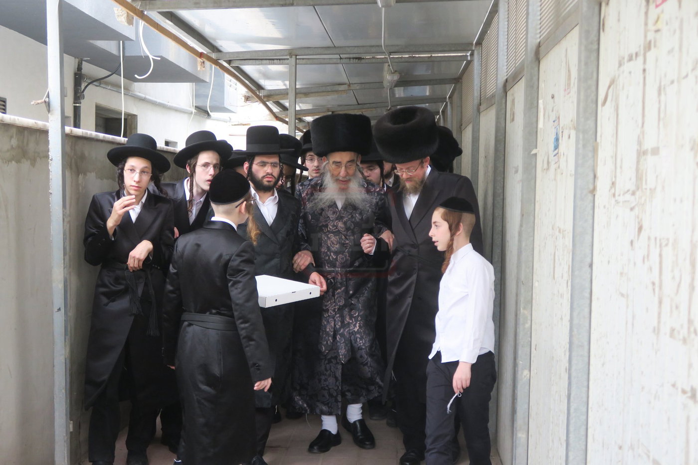 האדמו"ר מאלכסנדר באפיית מצות מצווה